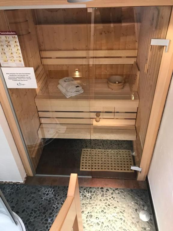 Exclusive Fewo In Warnemuende, 150M To The Beach, 2 Bathrooms, 2 Bedrooms, Sauna, Wifi And Much More. 로스토크 외부 사진