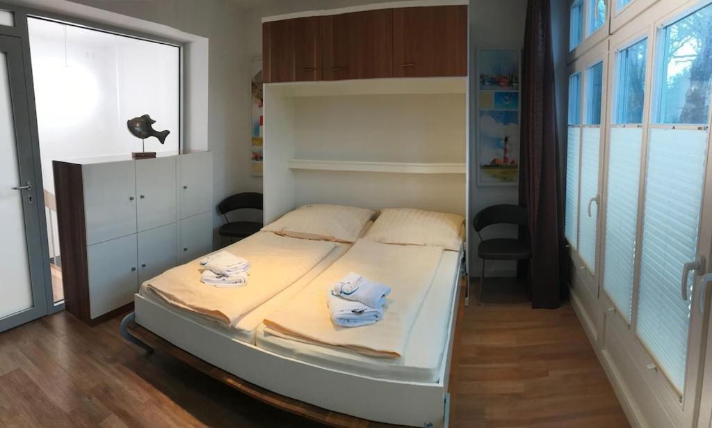 Exclusive Fewo In Warnemuende, 150M To The Beach, 2 Bathrooms, 2 Bedrooms, Sauna, Wifi And Much More. 로스토크 외부 사진