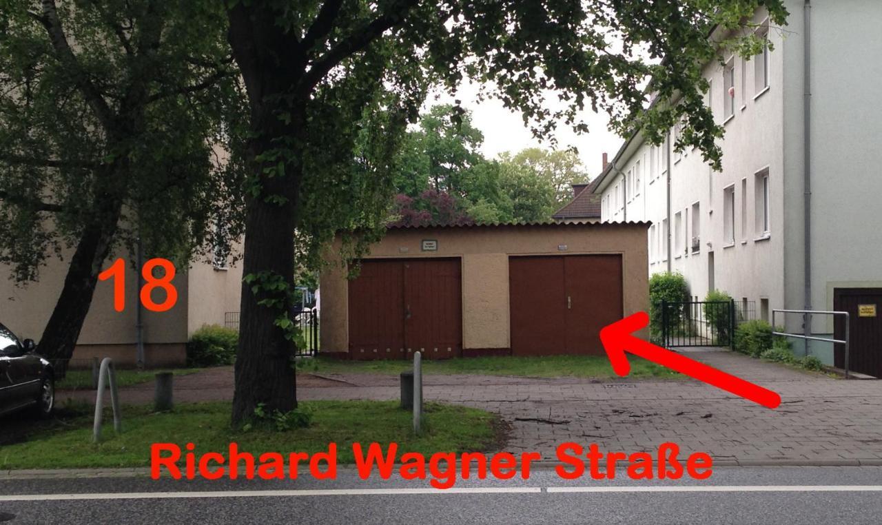 Exclusive Fewo In Warnemuende, 150M To The Beach, 2 Bathrooms, 2 Bedrooms, Sauna, Wifi And Much More. 로스토크 외부 사진